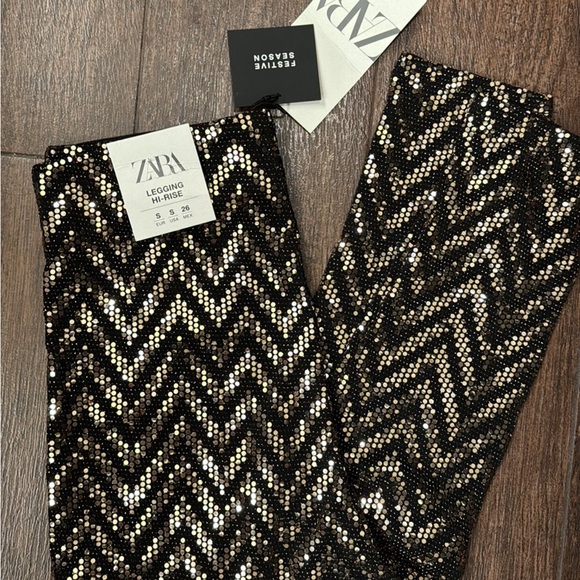 Zara Chevron Gold And Black High Waisted Sequin Leggings S NWT! - Picture 4 of 4